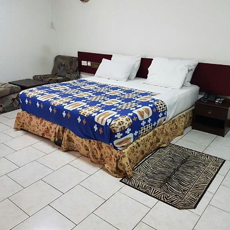 Royal Basin Resort Kumasi Exterior foto