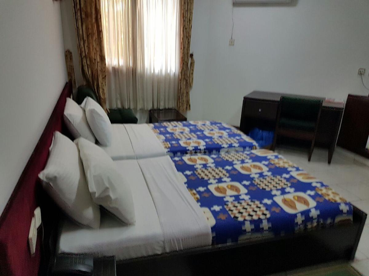Royal Basin Resort Kumasi Exterior foto